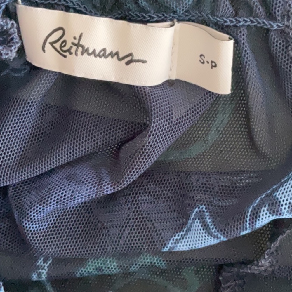 Reitmans Paisley Sheer Top - Picture 4 of 8